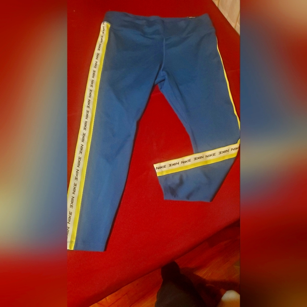 Nike XXL workout athletic pants
